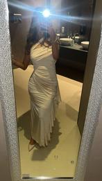 Champagne Kleur Jurk met Split, Beige, Ophalen of Verzenden, Zo goed als nieuw, Maat 36 (S)