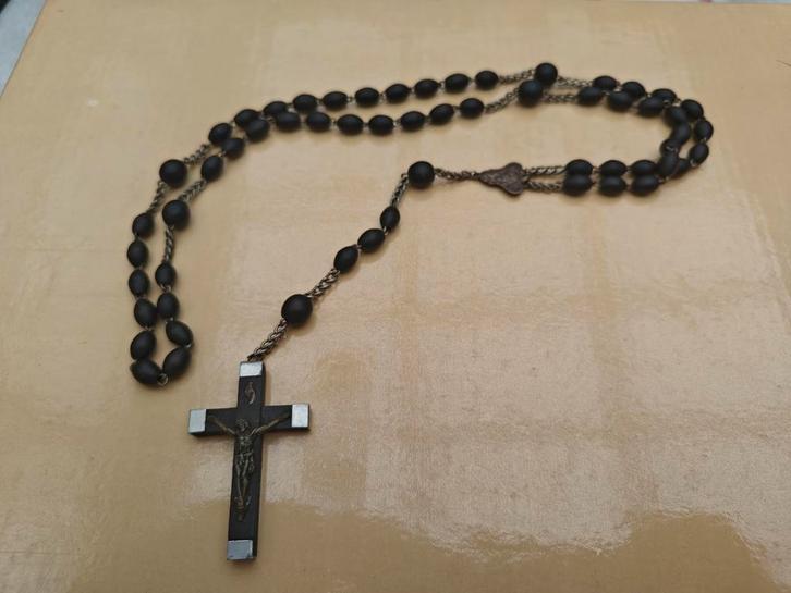 Vintage Zwarte Rozenkrans met Kruis, Antiek en Kunst, Antiek | Religie, Ophalen of Verzenden