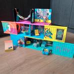 LOL Surprise Clubhouse - compleet, Ophalen of Verzenden, Zo goed als nieuw, Poppenhuis