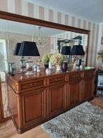 Klassiek notenhout dressoir met facet geslepen spiegel 284 c, Huis en Inrichting, Kasten | Dressoirs, Ophalen, 50 tot 75 cm, 200 cm of meer