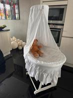 Wit wiegje met hemeltje, Kinderen en Baby's, Babywiegjes en Ledikanten, Ophalen, Zo goed als nieuw, Wieg