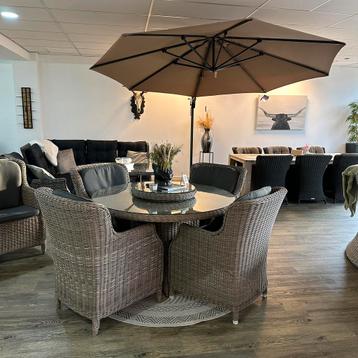 4 Seasons Outdoor (4SO) Wicker Tuinset - ZGAN - TWV €3000,- beschikbaar voor biedingen