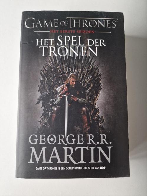 Game of thrones, Het spel der tronen - George R.R. Martin, Boeken, Fantasy, Zo goed als nieuw, Ophalen of Verzenden