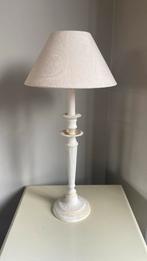 Prachtige tafellamp. Metalen voet, Huis en Inrichting, Lampen | Tafellampen, Ophalen, Zo goed als nieuw, 50 tot 75 cm