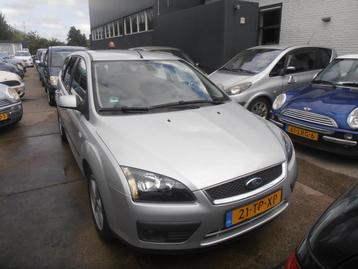 Ford Focus Wagon 1.6-16V Futura navi airco elek pak nap apk beschikbaar voor biedingen