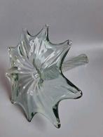 Vintage liggende bloemenvaas van glas
20 x 24 cm, Ophalen of Verzenden