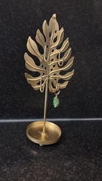 Mooie gouden monstera decoratie standaard voor sieraden, Ophalen of Verzenden, Zo goed als nieuw