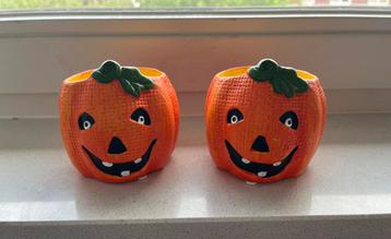 Halloween pompoen bloempotjes beschikbaar voor biedingen