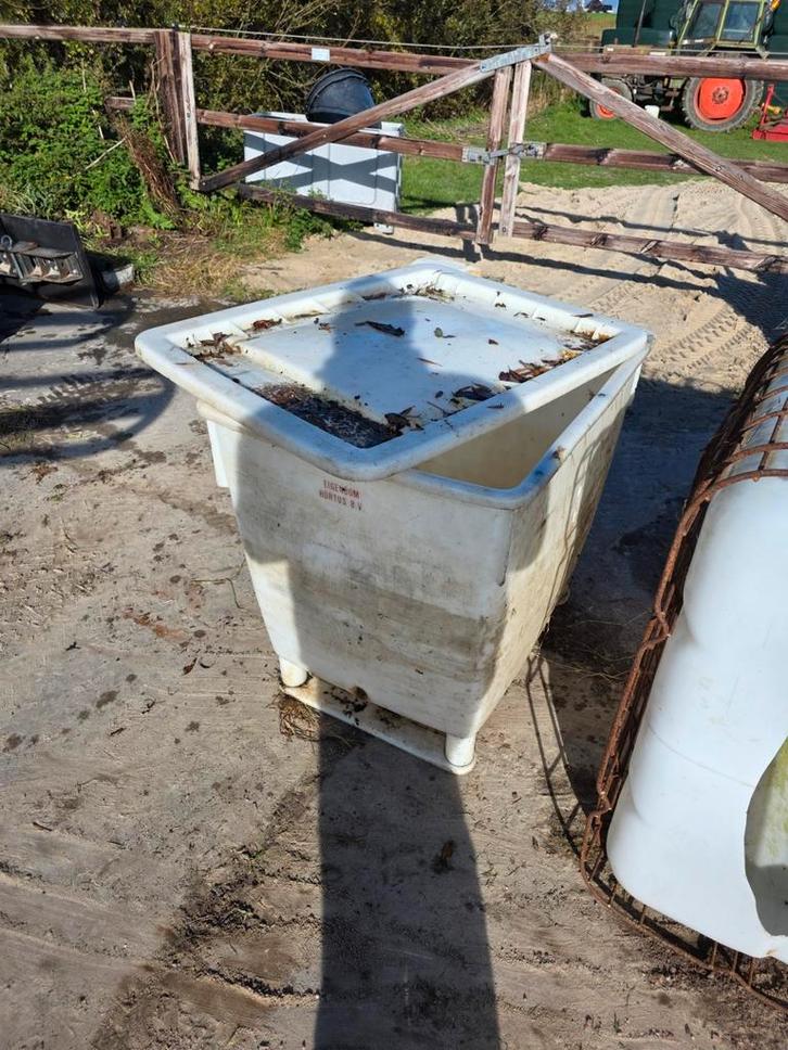 IBC Vat - Water of Lammeren overkapping, Dieren en Toebehoren, Schapen, Geiten en Varkens, Schaap, Meerdere dieren