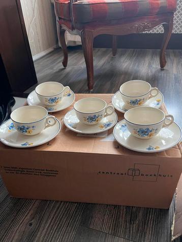 Vintage Kop en Schotels - Made in Holland beschikbaar voor biedingen