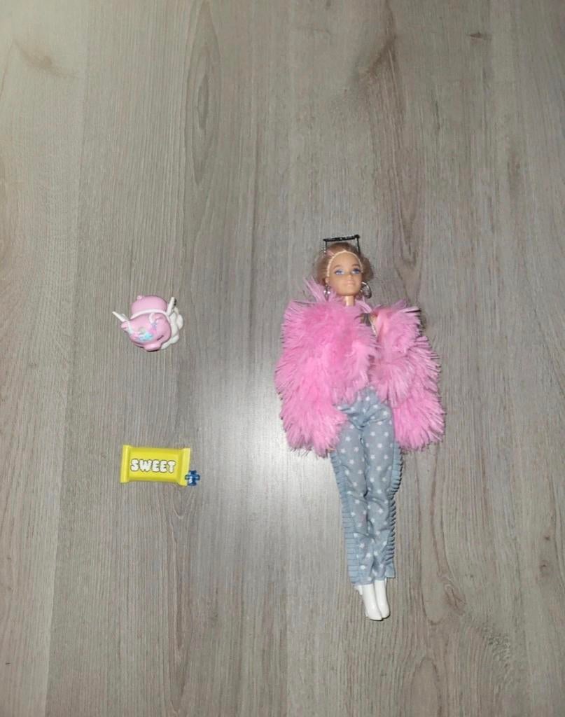 Barbie Fashion Pop met Accessoires, Ophalen of Verzenden, Zo goed als nieuw, Popje
