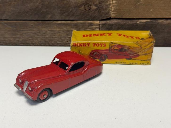 Dinky Toys 157 - Jaguar XK120 Coupe - A6214, Hobby en Vrije tijd, Modelauto's | Overige schalen, Zo goed als nieuw, Auto, Ophalen of Verzenden