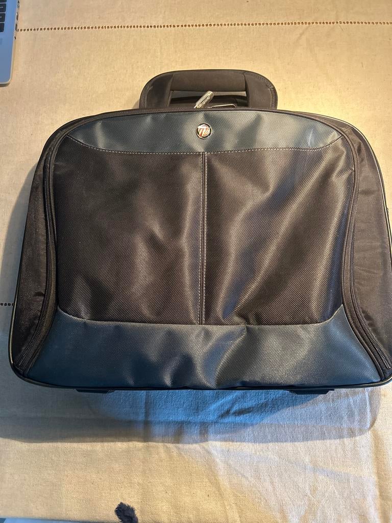 Laptop tas., Ophalen of Verzenden, 15 inch, Zo goed als nieuw, Aktetas