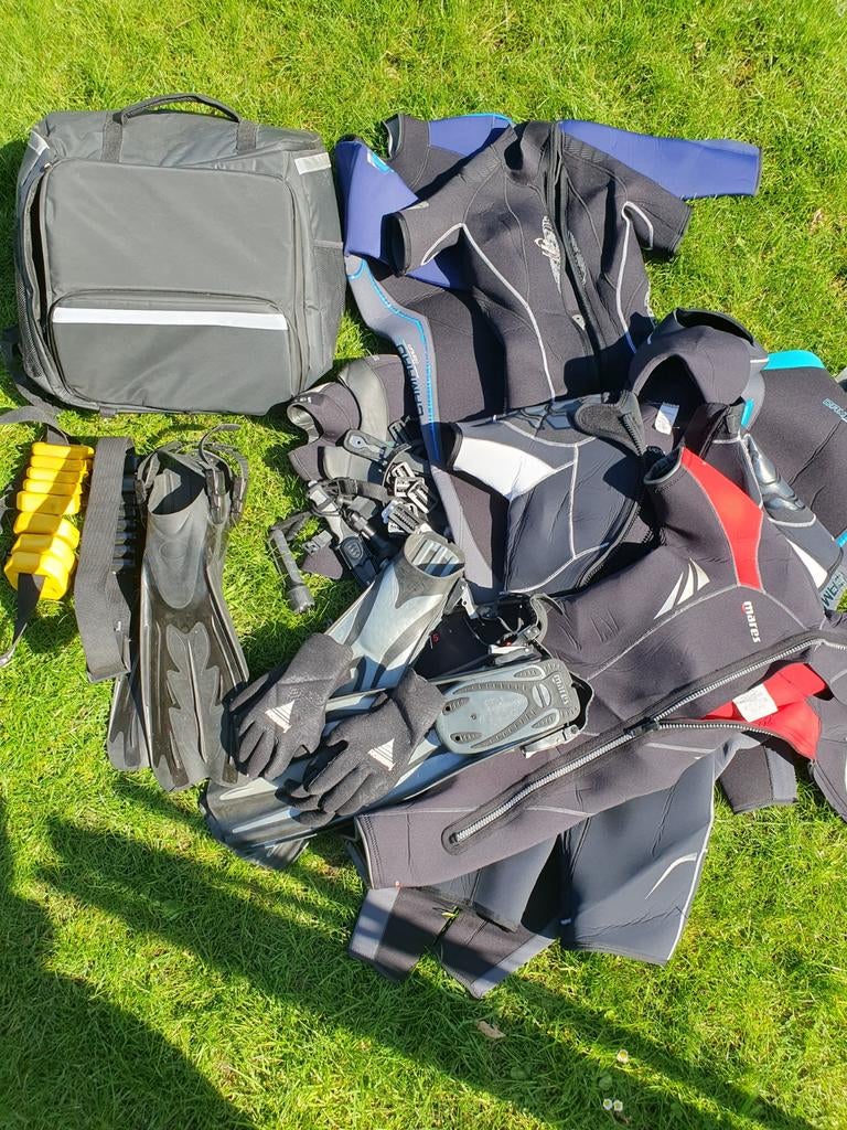 Duikuitrusting: Pakken, Vinnen, Lood, Lampen, Ophalen, Gebruikt