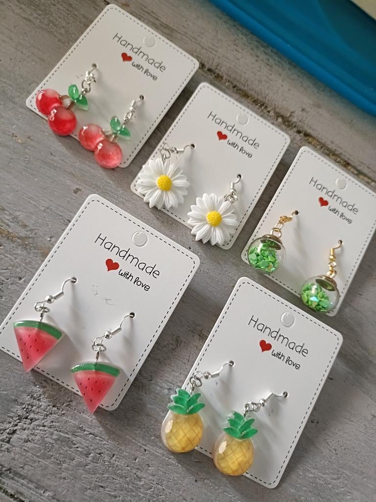 (Zelfgemaakte) oorbellen, Sieraden, Tassen en Uiterlijk, Oorbellen, Overige materialen, Hangers, Overige kleuren, Nieuw