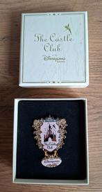 Castle Club - Tinker Bell met Castle pin Disneyland Hotel, Ophalen of Verzenden, Overige figuren, Nieuw, Overige typen