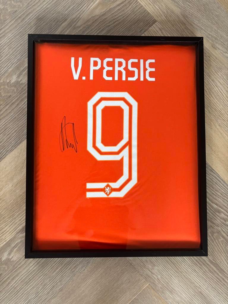 Gesigneerd shirt Robin van Persie, Ophalen of Verzenden, Zo goed als nieuw