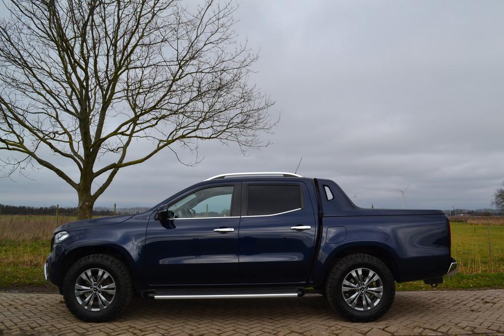 Mercedes-Benz X-Klasse 250 d 4-MATIC Pure (bj 2017), Lichtsensor, Gebruikt, Blauw, Leder