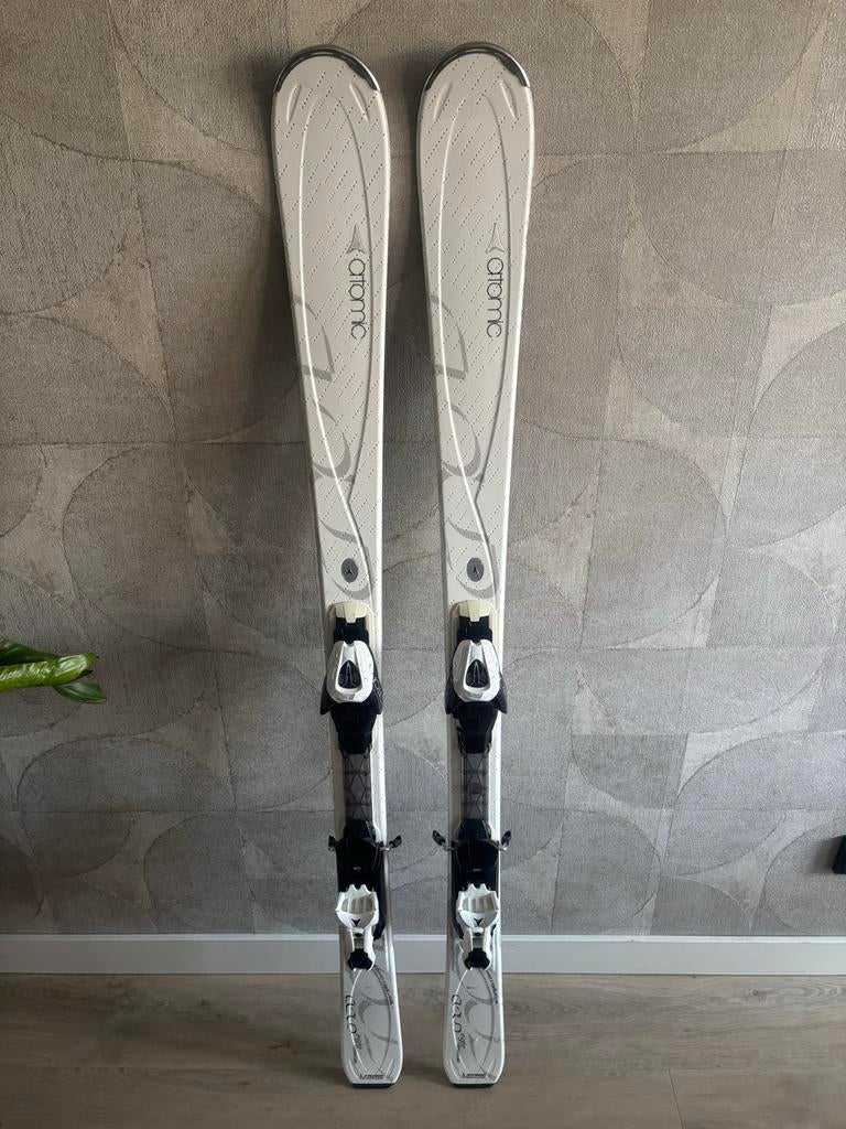 Atomic Cloud Eight 8 dames ski's, maat 149, Sport en Fitness, Skiën en Langlaufen, Ophalen, 140 tot 160 cm, Gebruikt, Atomic
