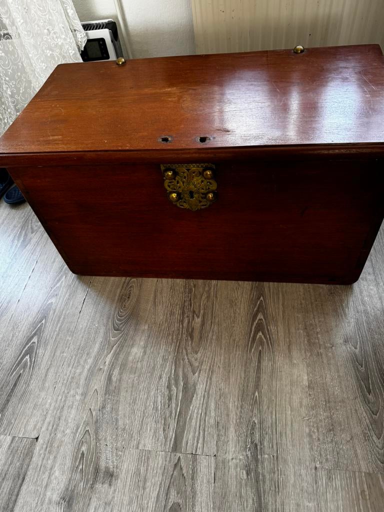 Oude antike kist, Ophalen of Verzenden, Zo goed als nieuw