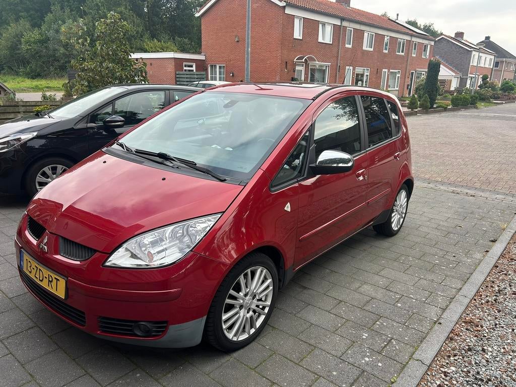 Mitsubishi Colt 1.5 CZ5 2007 Rood, Auto's, Mitsubishi, Voorwielaandrijving, 970 kg, 40 €/maand, 4 cilinders