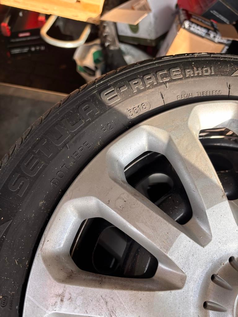 Ford Fiesta voor- en achterwielen 2020 in nette staat, Auto-onderdelen, Banden en Velgen, Ophalen, Gebruikt, 15 inch, Banden en Velgen