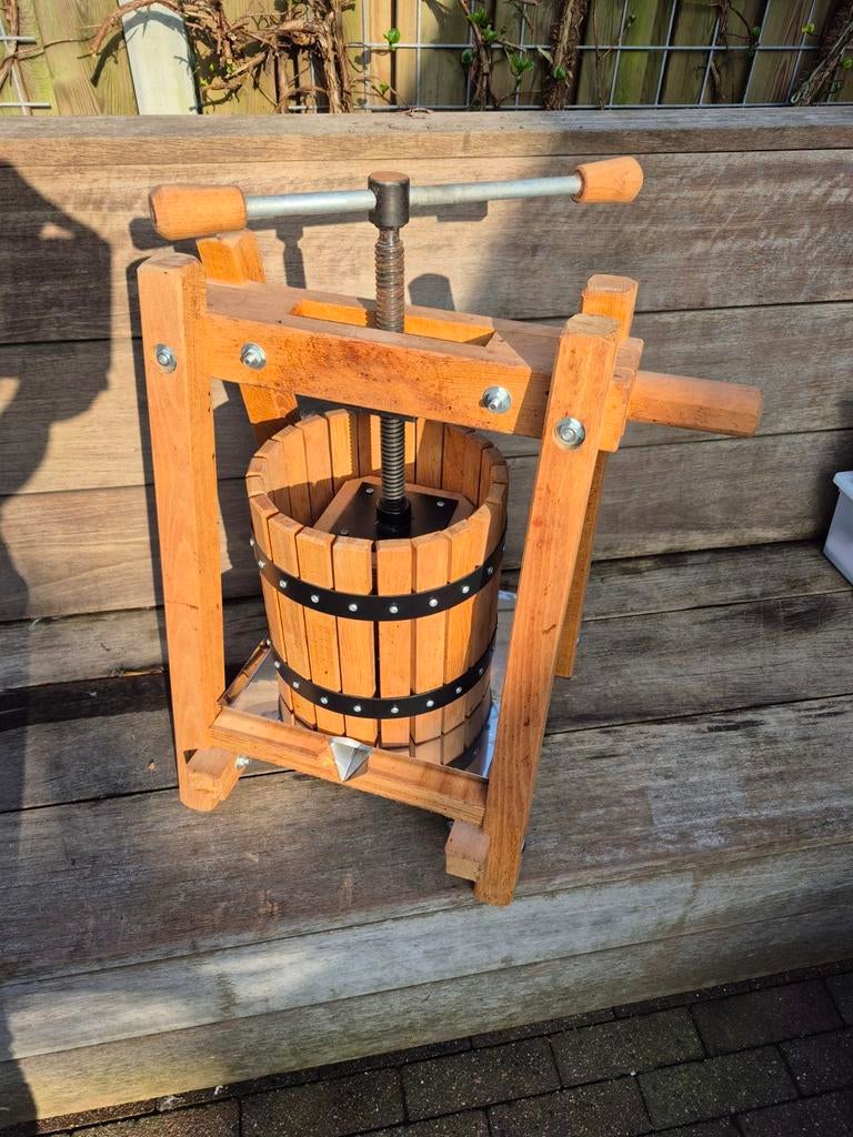 Druivenpers Beukenhout - Duitse Kwaliteit voor Wijn/Sap, Hobby en Vrije tijd, Overige Hobby en Vrije tijd, Ophalen of Verzenden