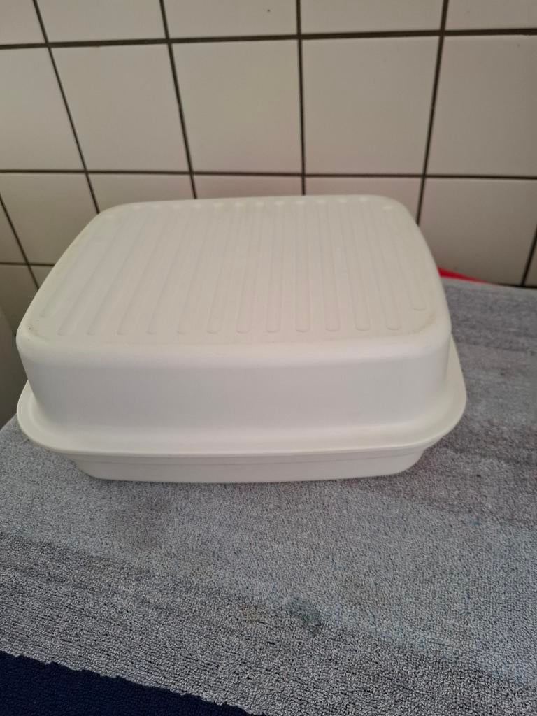 Brooddoos, bakkersdoos tupperware, Huis en Inrichting, Keuken | Tupperware, Ophalen of Verzenden, Zo goed als nieuw