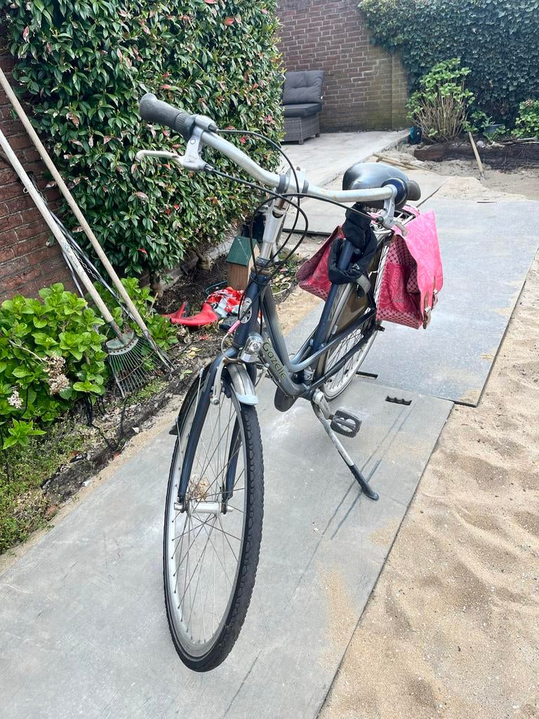 Gebruikte Gazelle damesfiets - Functioneert naar behoren, Fietsen en Brommers, Ophalen, Gebruikt, Gazelle