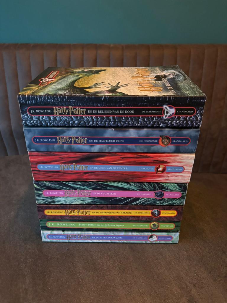Harry Potter complete serie, Boeken, Ophalen of Verzenden, Zo goed als nieuw