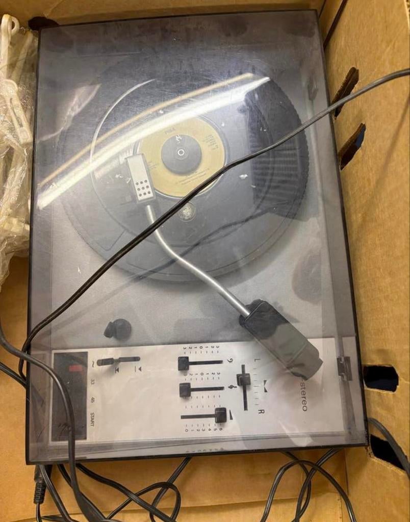 Platenspeler met 2 muziekboxen - HGS Party-Stereo, Ophalen of Verzenden, Zo goed als nieuw, Platenspeler, Overige merken