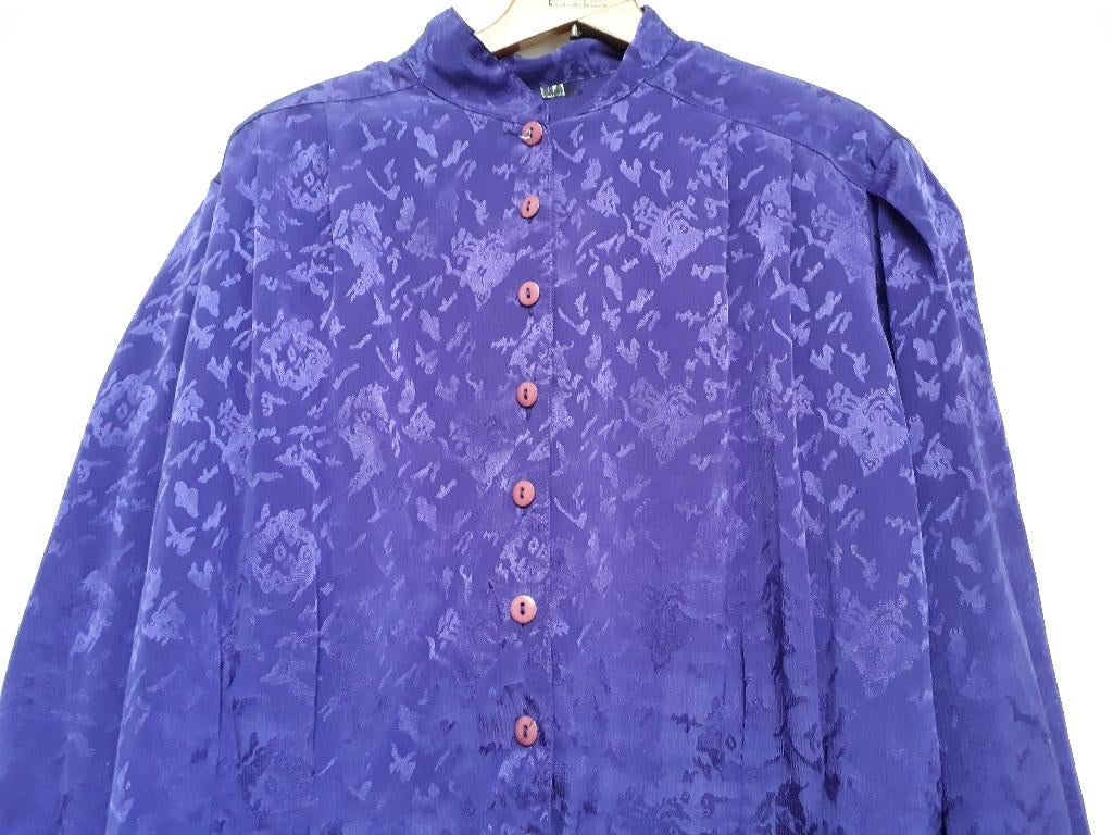 Paarse blouse met figuurtjes maat 42 - 44., Kleding | Dames, Ophalen of Verzenden, Gedragen, Maat 42/44 (L), Paars