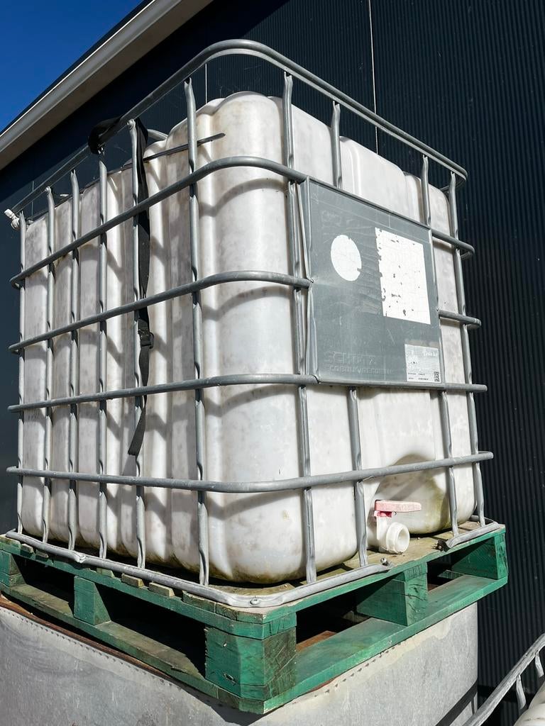 IBC Container 1000 liter, Tuin en Terras, Regentonnen, 150 liter of meer, Ophalen, Zo goed als nieuw