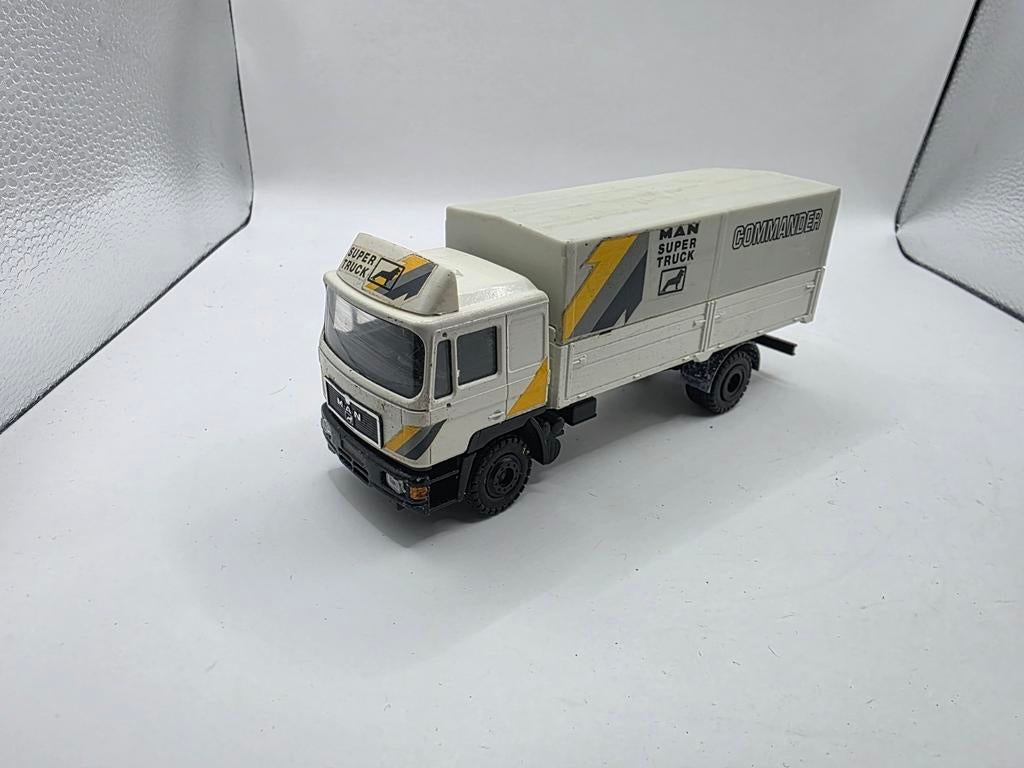 Man, Hobby en Vrije tijd, Modelauto's | 1:50, Ophalen of Verzenden, Zo goed als nieuw, Bus of Vrachtwagen, Conrad