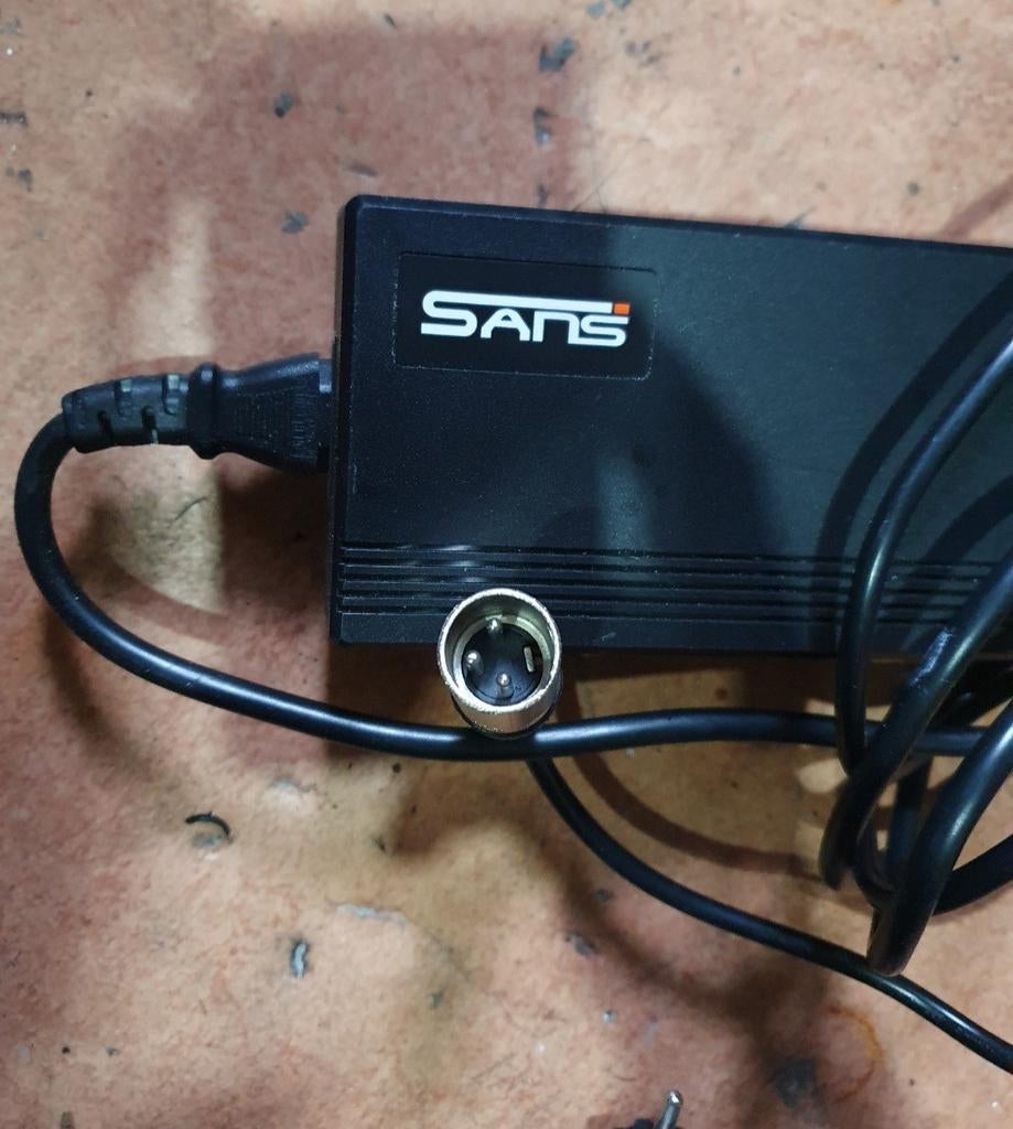 Fiets oplader Don Souris elektrische fietsen, Ophalen of Verzenden, Zo goed als nieuw