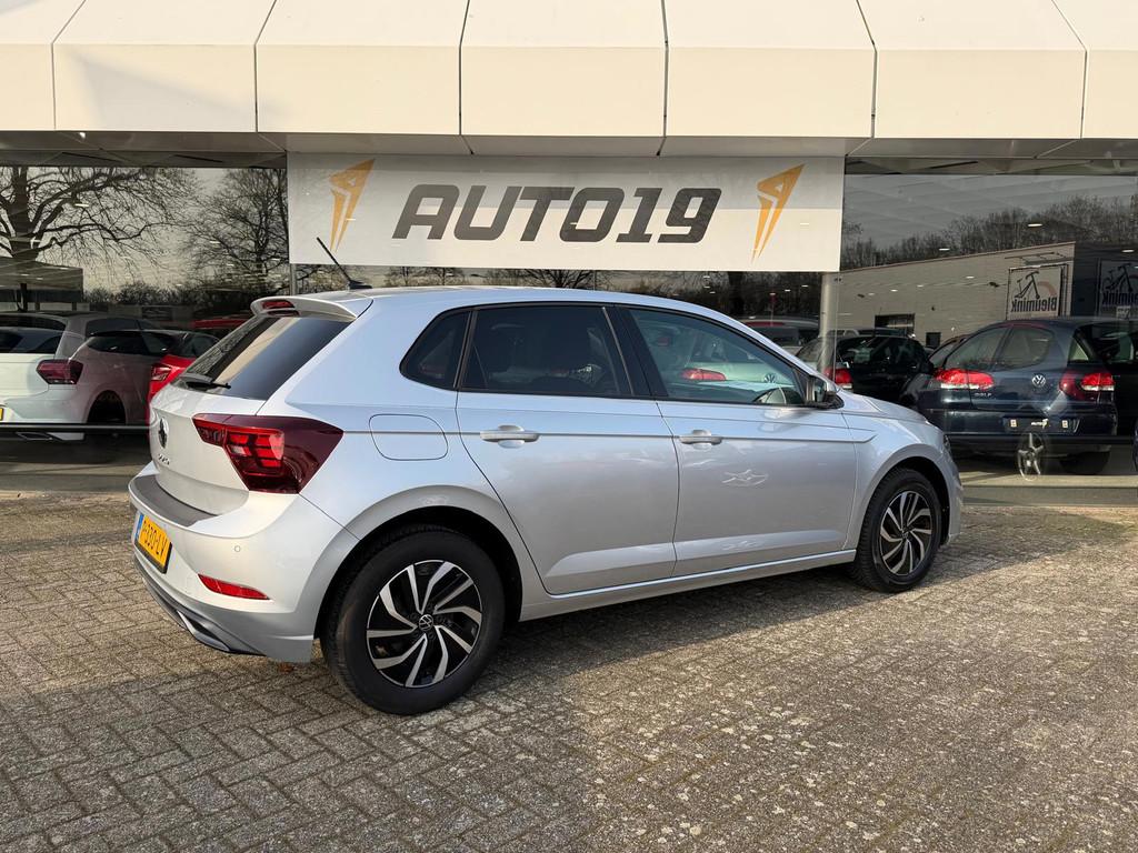 Volkswagen Polo 1.0 TSI Life Business, Auto's, Stof, Gebruikt, Euro 6, 1072 kg