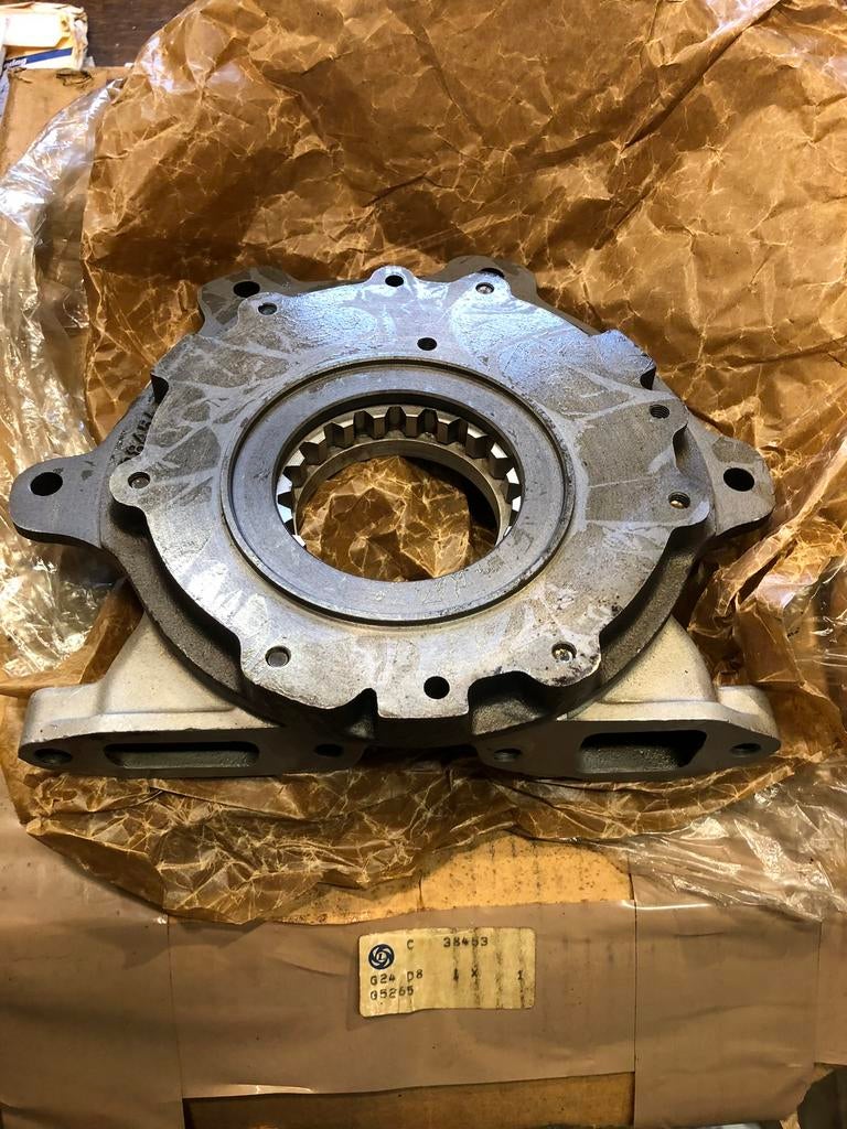 Nieuwe originele oliepomp Jaguar E V12, Ophalen of Verzenden