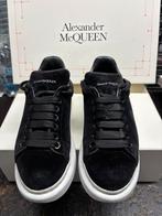 Alexander McQueen Sneakers, Kleding | Dames, Ophalen of Verzenden, Gedragen, Zwart, Sneakers of Gympen