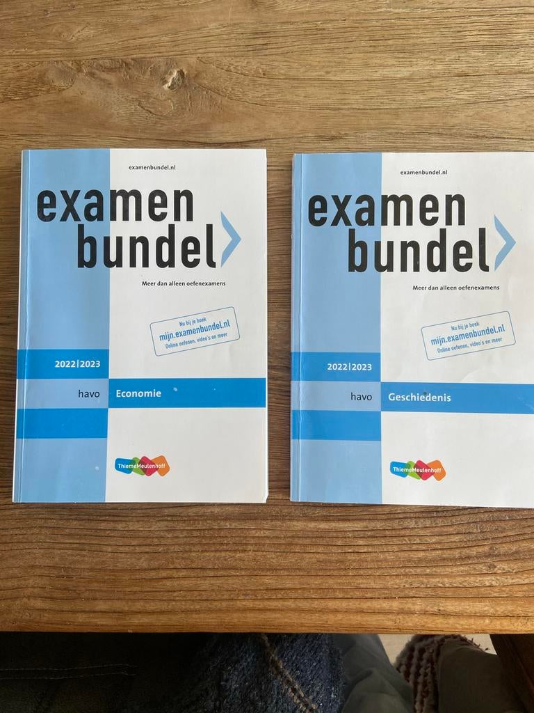 Examenbundel Havo Economie en Geschiedenis 2022/2023, Ophalen of Verzenden, Zo goed als nieuw, HAVO, Economie