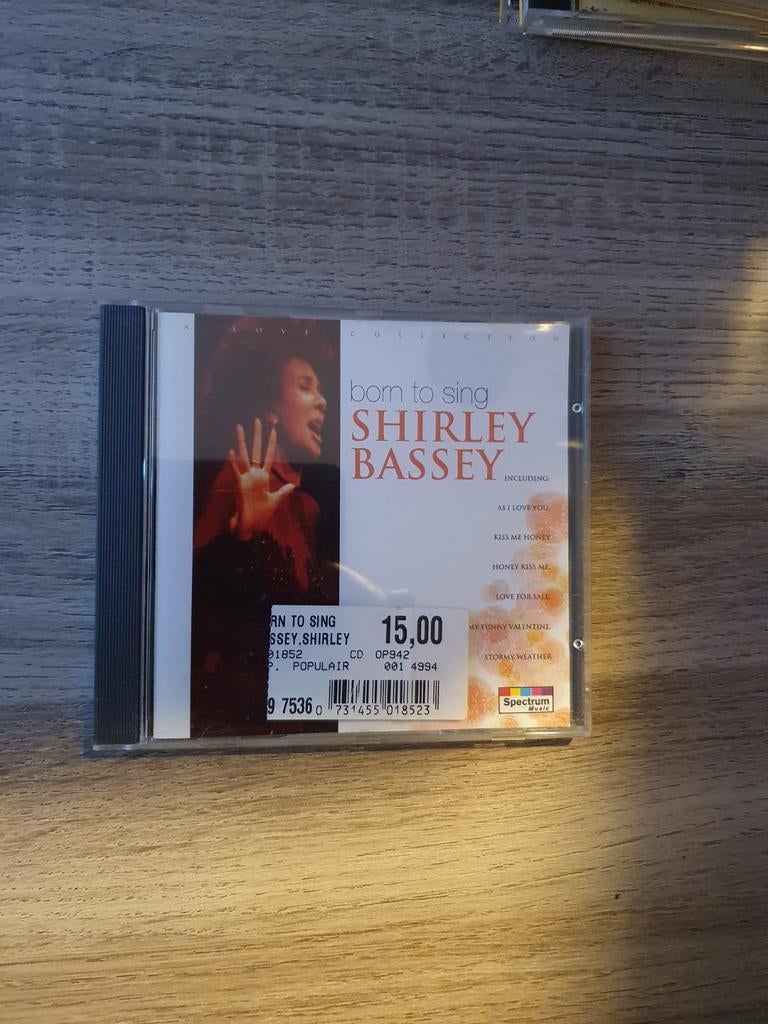 Cd shirley bassey, Ophalen of Verzenden, Zo goed als nieuw