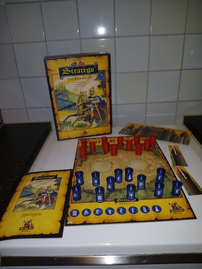 Stratego Tournament Bordspel - Compleet en in goede staat, Hobby en Vrije tijd, Gezelschapsspellen | Bordspellen, Een of twee spelers