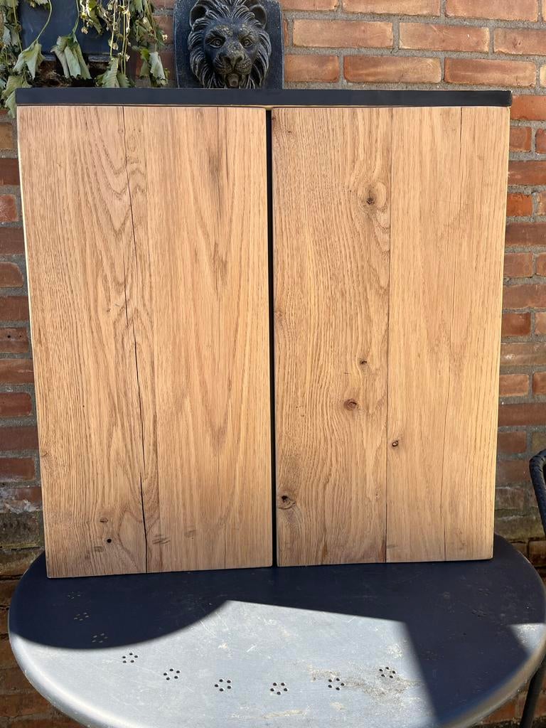Unieke houten dartbord kast met eiken deurtjes, Ophalen, Nieuw