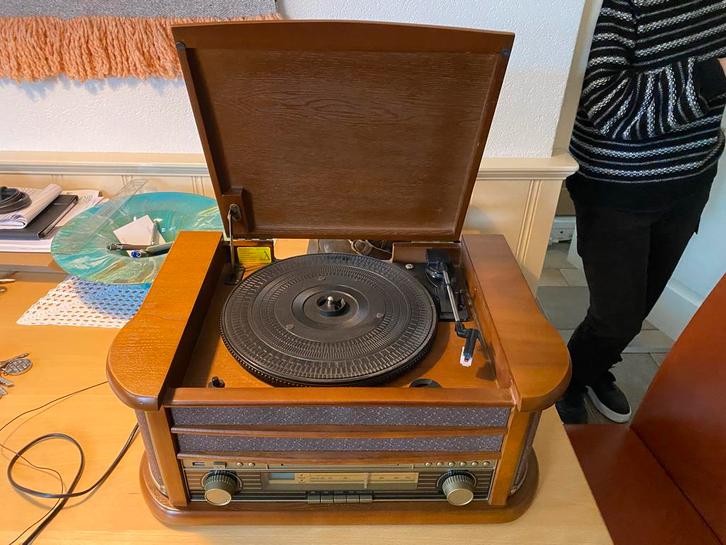 Soundmaster NR-513CD Platenspeler met Radio en CD, Audio, Tv en Foto, Platenspelers, Gebruikt, Platenspeler, Overige merken, Ophalen