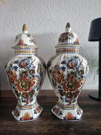 Prachtig paar Delfts polychroom gemberpotten, Ophalen of Verzenden