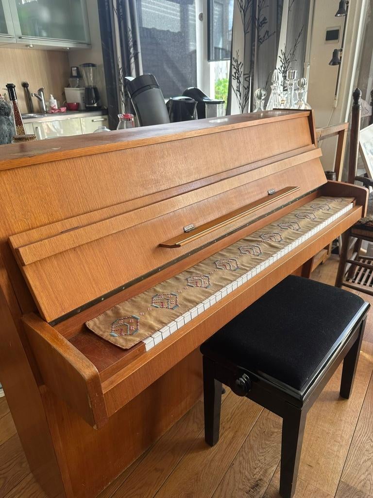 Staande piano Alexander Herrmann + piano zitje, Ophalen, Gebruikt, Bruin, Piano