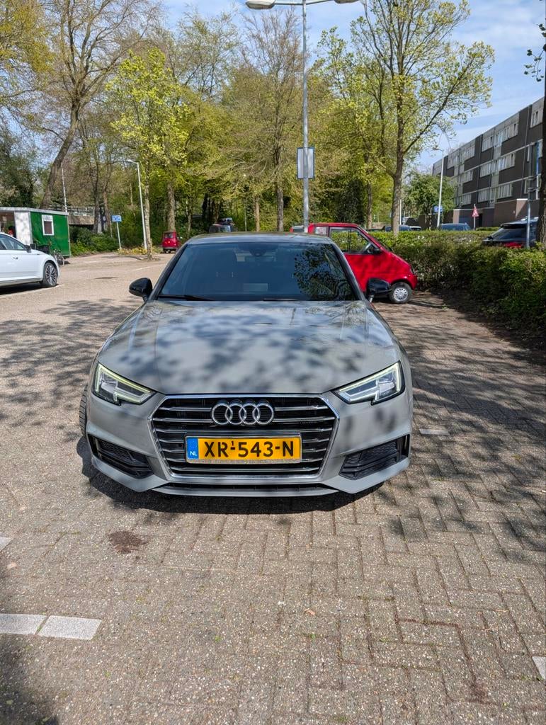 Audi A4 1.4 Tfsi 150pk S Line Edition S tronic 2019 Grijs, Auto's, Audi, Particulier, A4, ABS, Adaptieve lichten, Airbags, Airconditioning