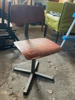 Vintage schoolstoeltje t.e.a.b., Ophalen, Gebruikt, Eén