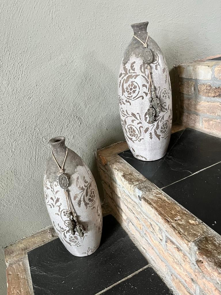 2 mooie vazen in Claire & Eef stijl, Ophalen of Verzenden, Zo goed als nieuw, Aardewerk of Porselein, Minder dan 50 cm
