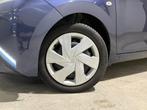 Toyota Aygo 1.0 VVT-i X | Airco | 5-Deurs | Bluetooth | LED, Auto's, Voorwielaandrijving, Euro 5, Stof, Gebruikt