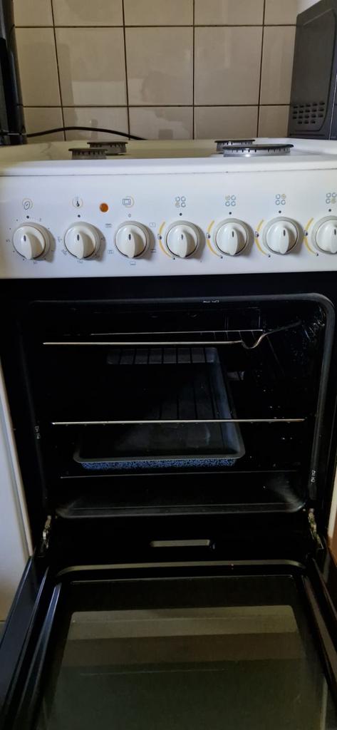Gasfornuis met oven - Indesit, Ophalen, Gebruikt, 60 cm of meer, 4 kookzones